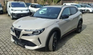 Alfa Romeo Junior Speciale 1.2 Hybrid Automaat | 2025 | 27.561 km