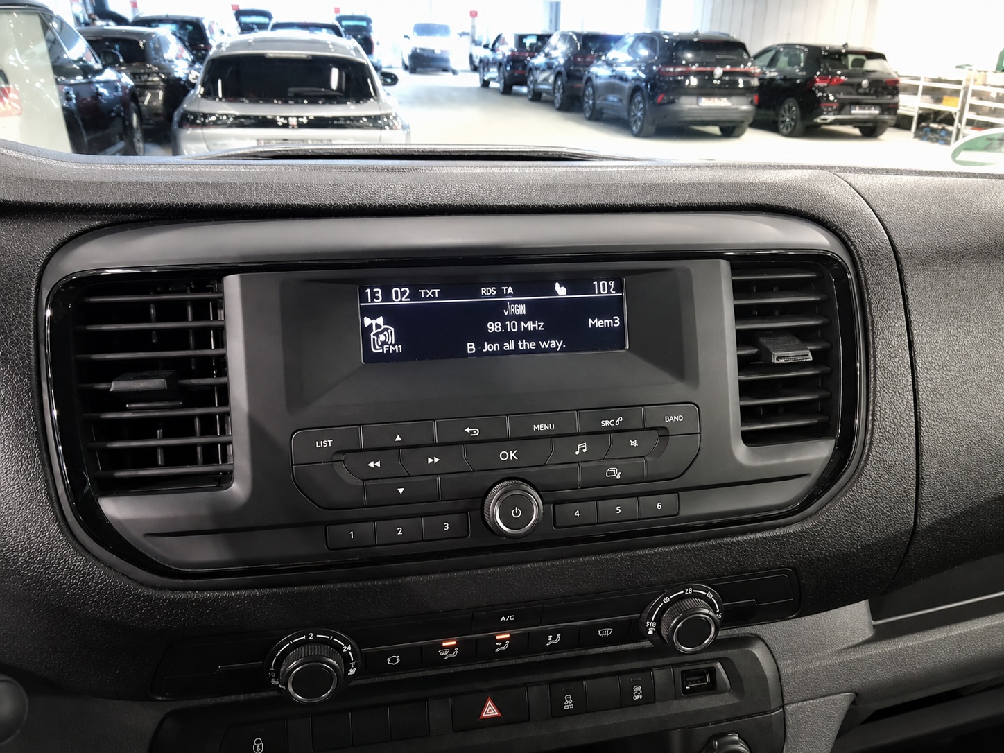 
 Peugeot Expert Long Premium DC 2.0 BlueHDi 150pk | 2020 | Dubbele Cabine full									