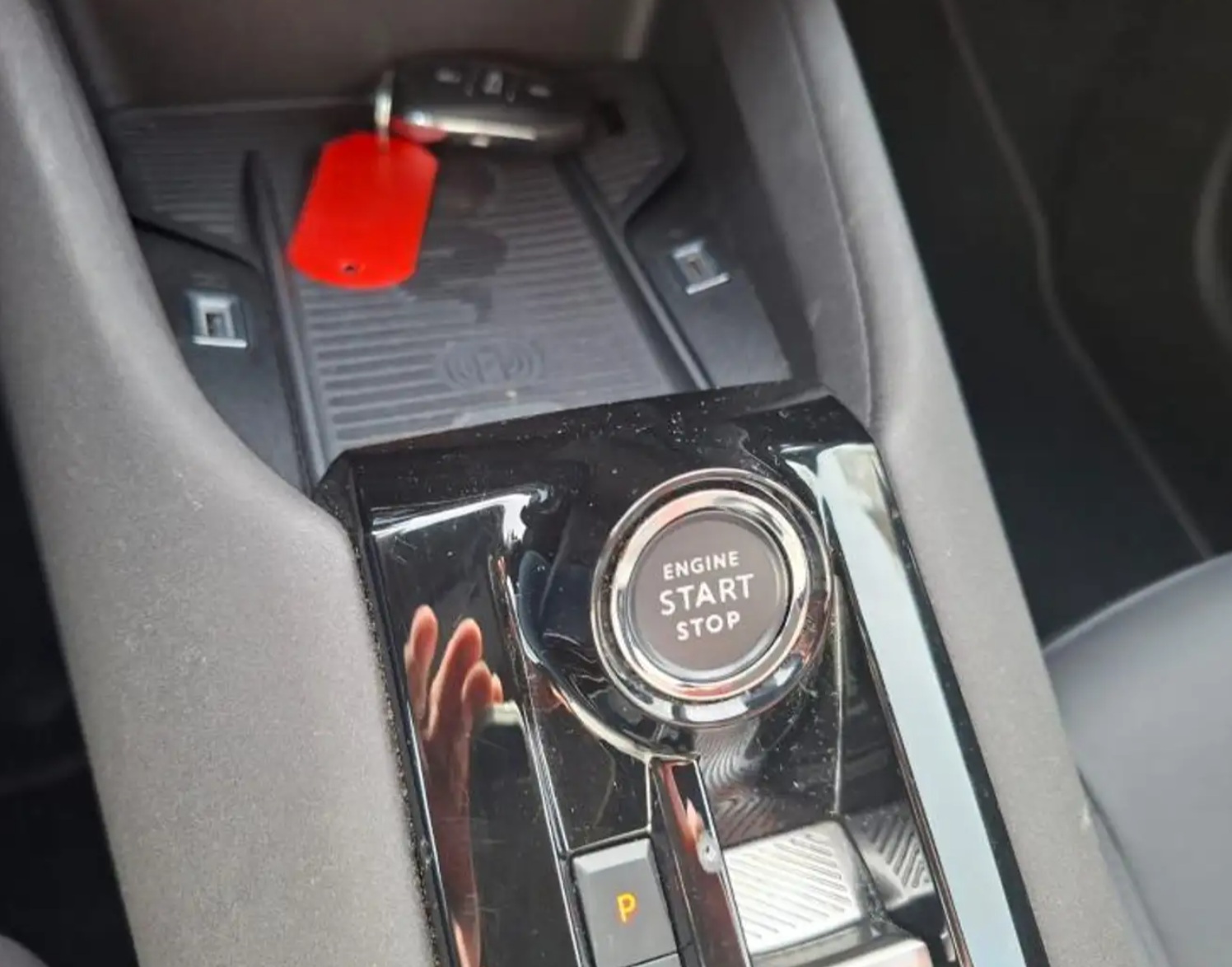 
 Alfa Romeo Junior Speciale 1.2 Hybrid Automaat | 2025 | 27.561 km full									
