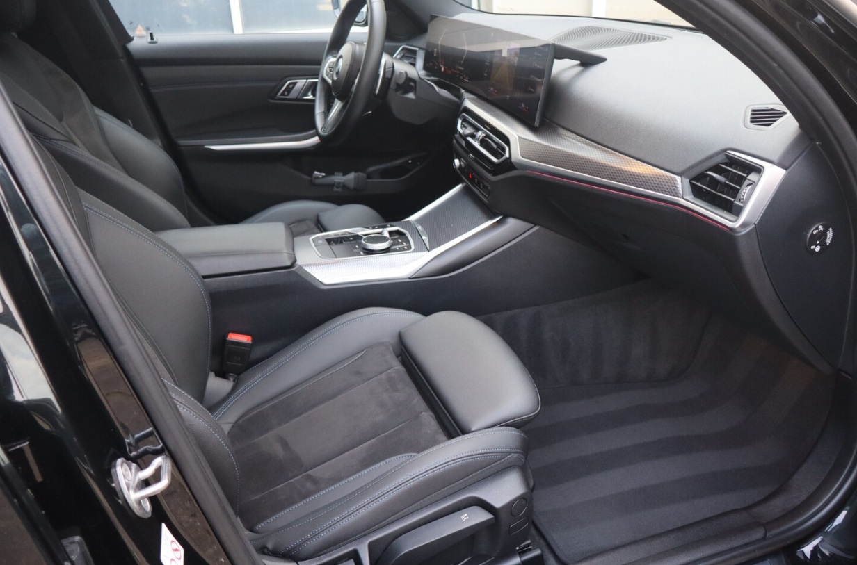 
 BMW 320e Touring M Sport Automaat | Plug-in Hybride | Verkocht full									