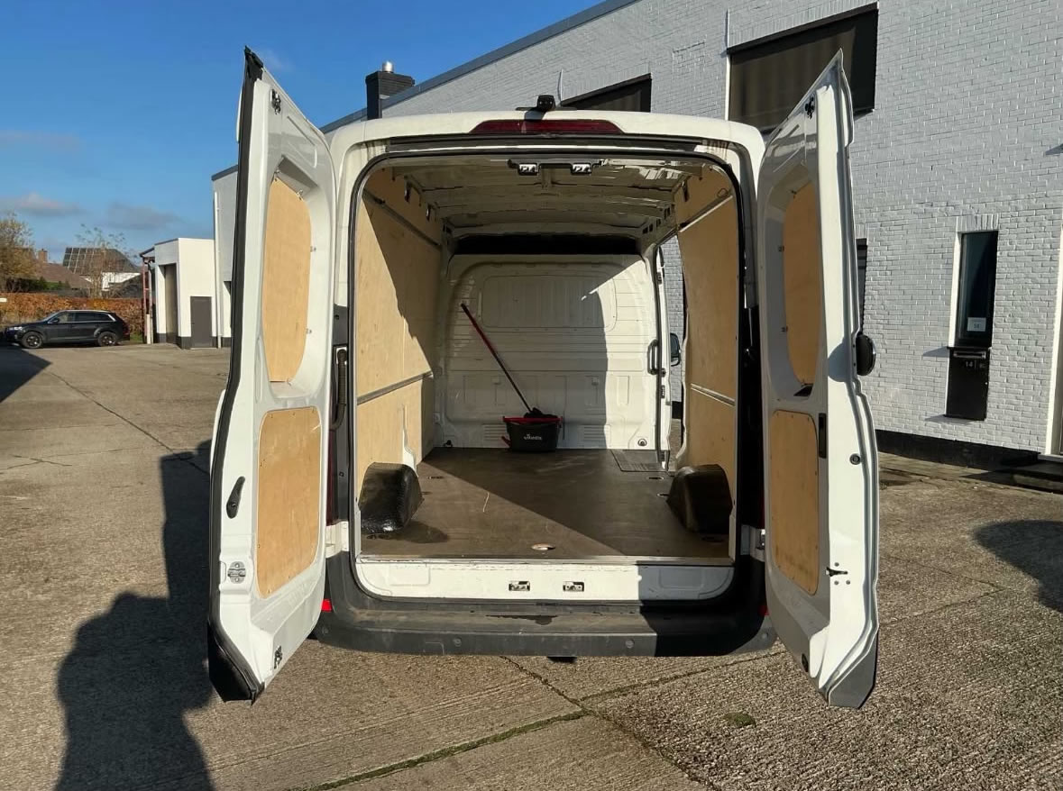 
 Maxus Deliver 9 full									