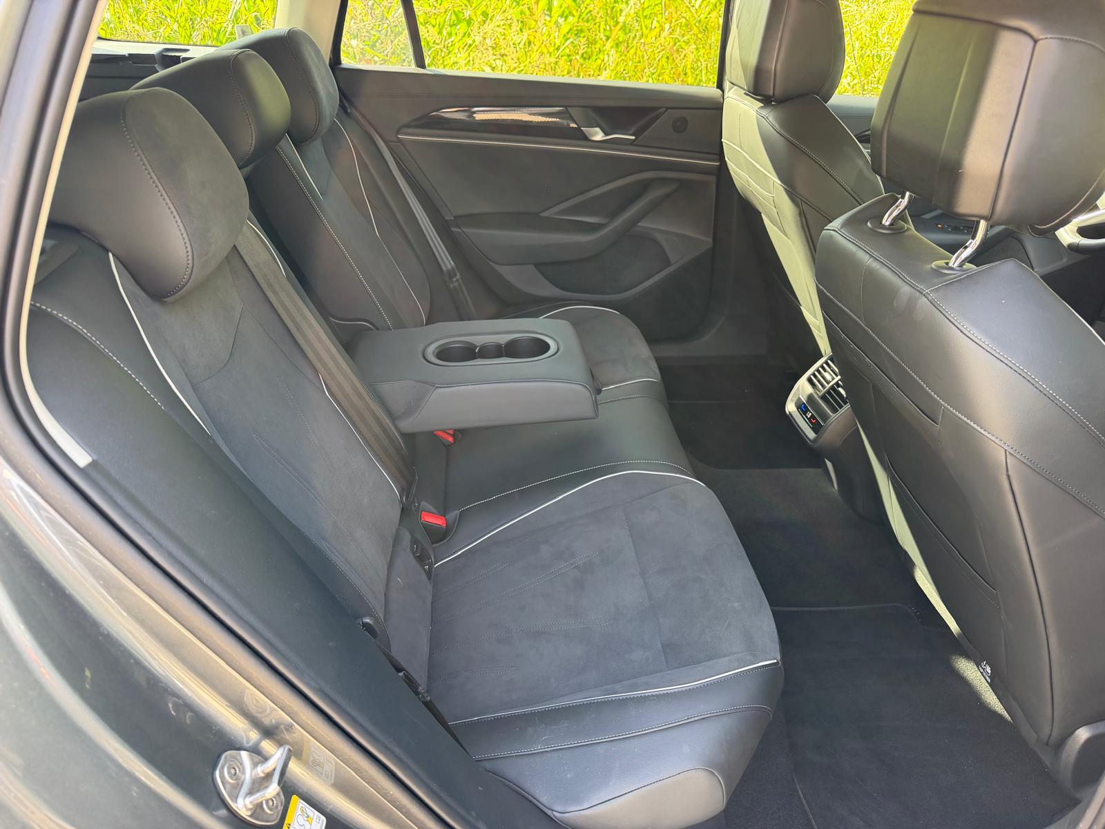 
 VW Passat Business 2025 Break full									
